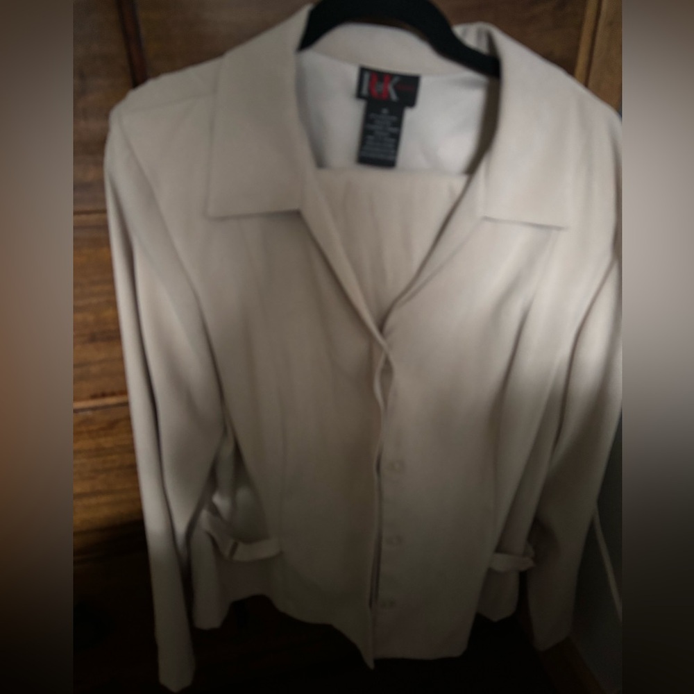 Women’s two piece pantsuit
